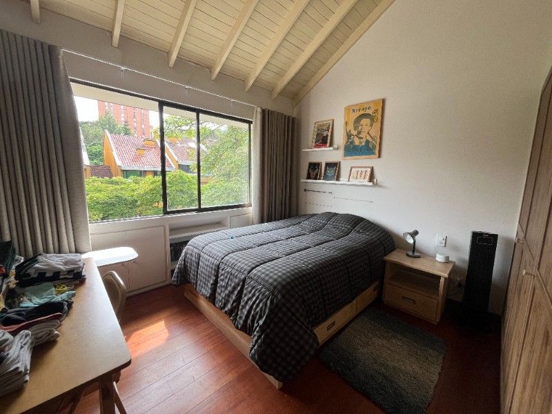 Apartamento en arriendo en La Orquidea, Envigado · foto 12 de 24
