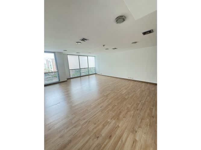 Oficina en venta en Sotomayor, Bucaramanga, 47 m² · foto 4 de 9