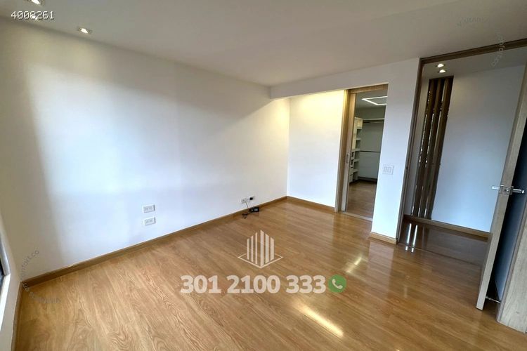 Apartamento de 2 alcobas en arriendo en Castropol, Medellín, 250 m² · foto 21 de 24