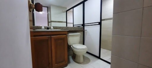 Apartamento en arriendo en Vizcaya, Medellín · foto 3 de 16