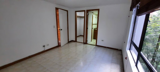 Apartamento en arriendo en Vizcaya, Medellín · foto 5 de 16