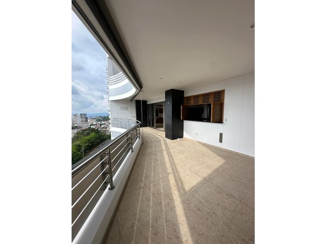 Apartamento de 4 alcobas en venta en Cabecera Del Llano, Bucaramanga, 250 m² · foto 15 de 16