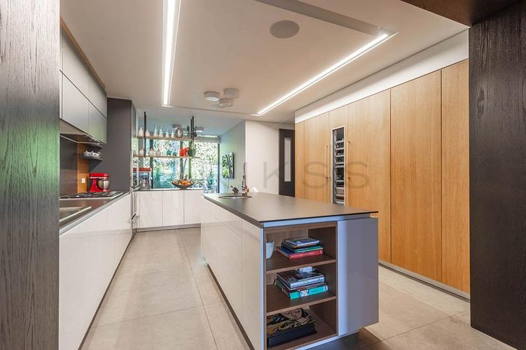 Casa de 5 alcobas en venta en El Refugio, Bogotá, 600 m² · foto 4 de 24