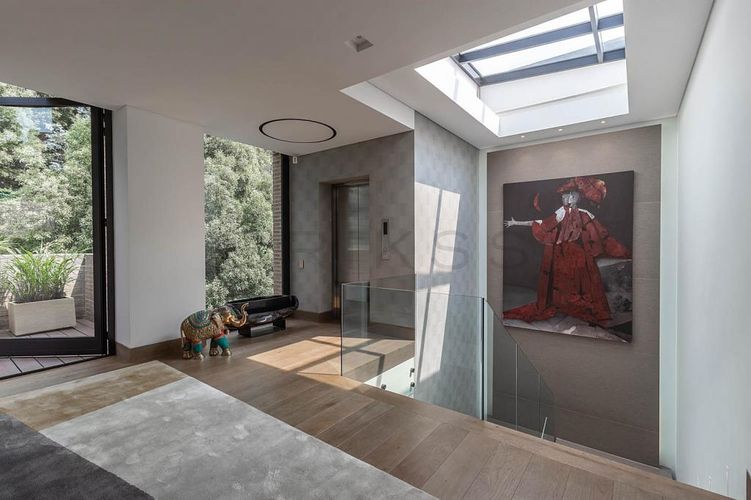 Casa de 5 alcobas en venta en El Refugio, Bogotá, 600 m² · foto 12 de 24
