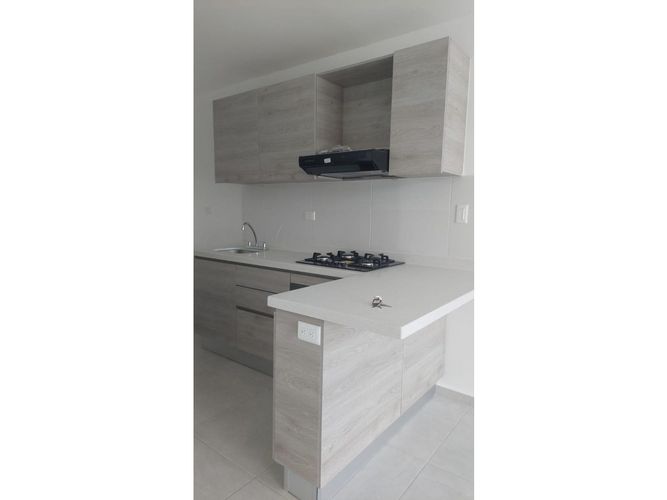 Apartamento de 3 alcobas en venta en El Portal Ii, Girón, 98 m² · foto 6 de 6