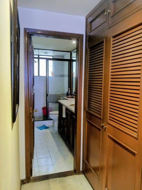 Apartamento de 3 alcobas en venta en San Patricio, Bogotá, 119 m² · foto 8 de 12