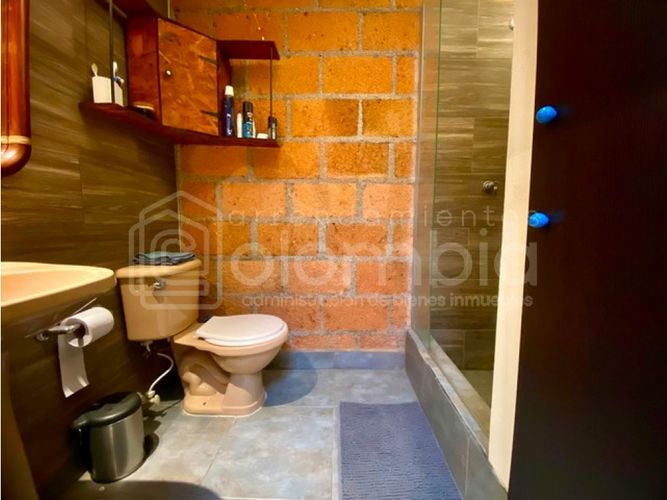 Casa de 4 alcobas en venta en Belén Rosales, Medellín, 360 m² · foto 20 de 24