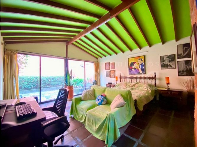 Casa de 4 alcobas en venta en Belén Rosales, Medellín, 360 m² · foto 22 de 24