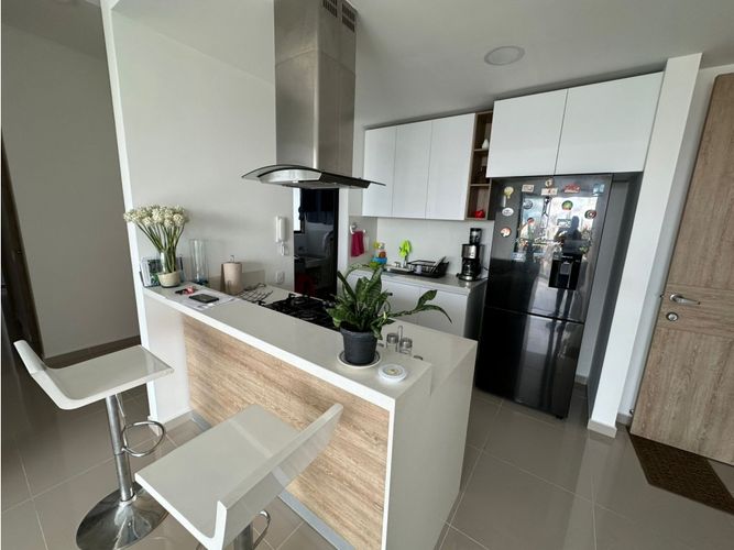 Apartamento de 3 alcobas en venta en Antiguo Campestre, Bucaramanga, 87 m² · foto 2 de 11