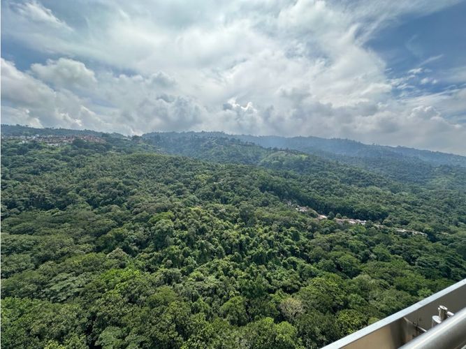 Apartamento de 3 alcobas en venta en Cabecera Del Llano, Bucaramanga, 265 m² · foto 15 de 15