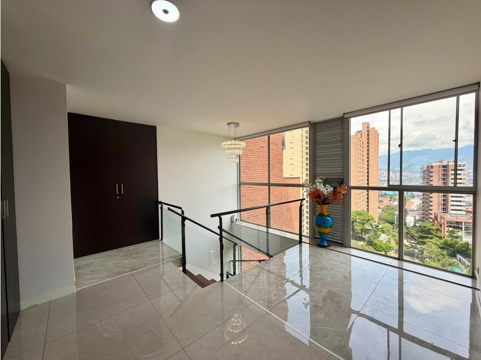 Apartamento en venta en Castropol, Medellín · foto 8 de 11
