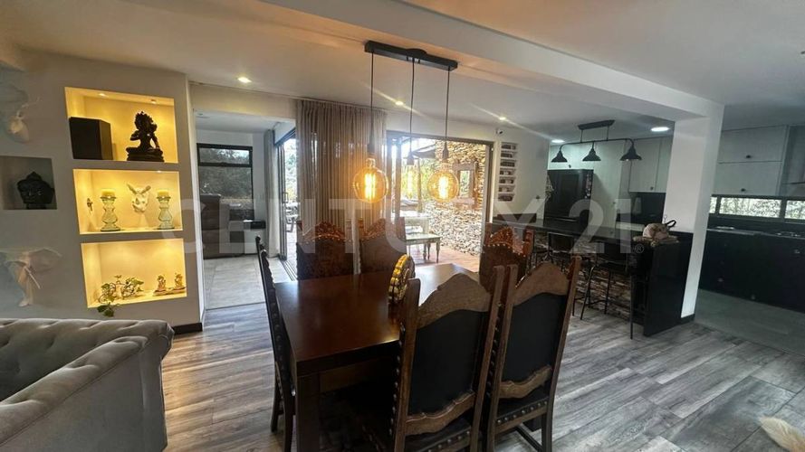 Casa de 3 alcobas en venta en La Mosquita, Rionegro, 310 m² · foto 4 de 24