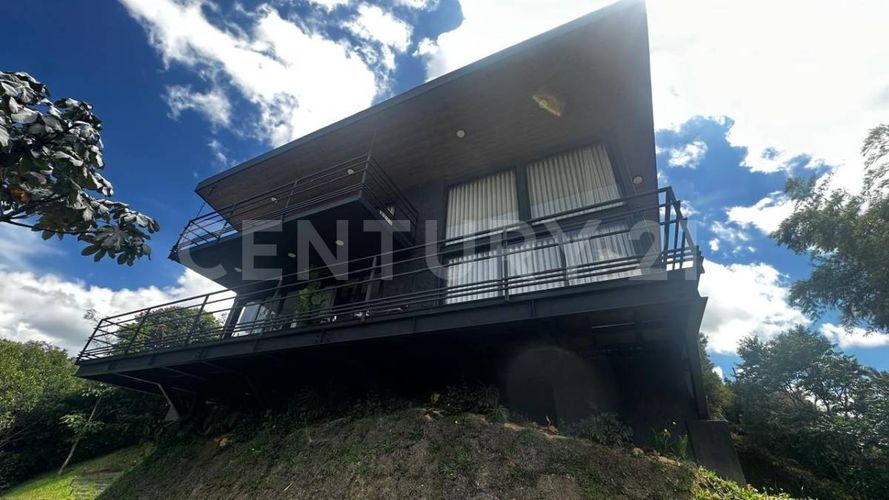 Casa de 3 alcobas en venta en La Mosquita, Rionegro, 310 m² · foto 18 de 24