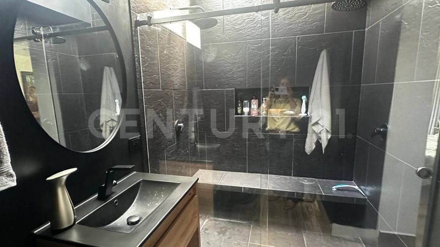 Casa de 3 alcobas en venta en La Mosquita, Rionegro, 310 m² · foto 21 de 24