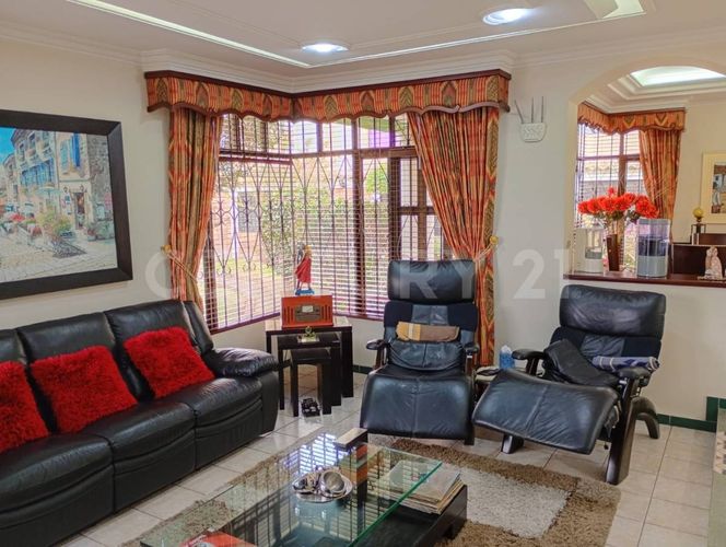 Casa de 6 alcobas en venta en La Virgen Sector La Balsa, Chía, 359 m² · foto 3 de 20