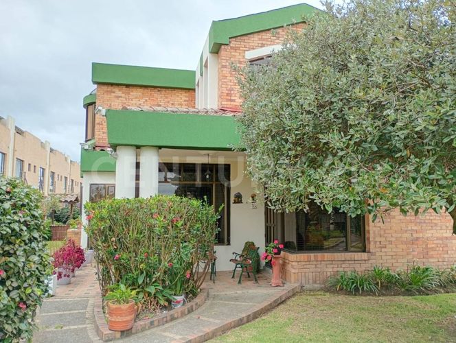 Casa de 6 alcobas en venta en La Virgen Sector La Balsa, Chía, 359 m² · foto 17 de 20