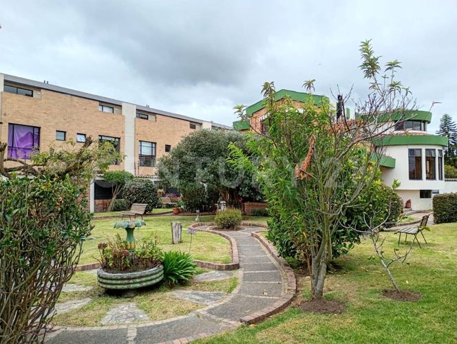 Casa de 6 alcobas en venta en La Virgen Sector La Balsa, Chía, 359 m² · foto 18 de 20