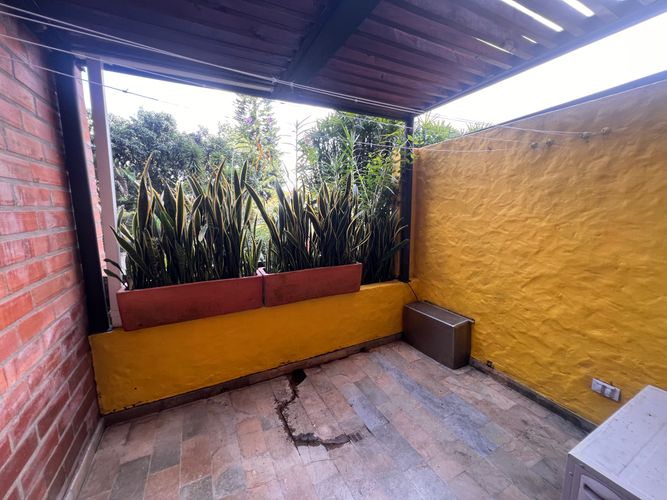 Apartamento de 3 alcobas en arriendo en Los Naranjos, Medellín, 270 m² · foto 17 de 19
