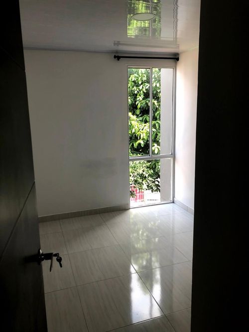 Casa de 3 alcobas en venta en Hsd. San Antonio De Carrizal, Girón, 100 m² · foto 5 de 9