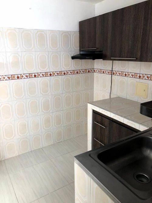 Casa de 3 alcobas en venta en Hsd. San Antonio De Carrizal, Girón, 100 m² · foto 7 de 9