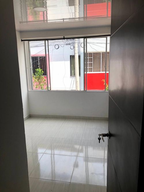 Casa de 3 alcobas en venta en Hsd. San Antonio De Carrizal, Girón, 100 m² · foto 4 de 9