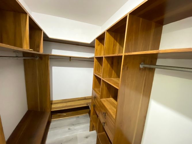 Apartamento de 4 alcobas en arriendo en El Poblado, Medellín, 198 m² · foto 12 de 18