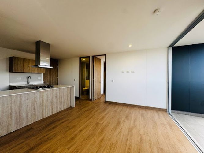 Apartamento de 2 alcobas en arriendo en El Porvenir, Rionegro, 78 m² · foto 2 de 16