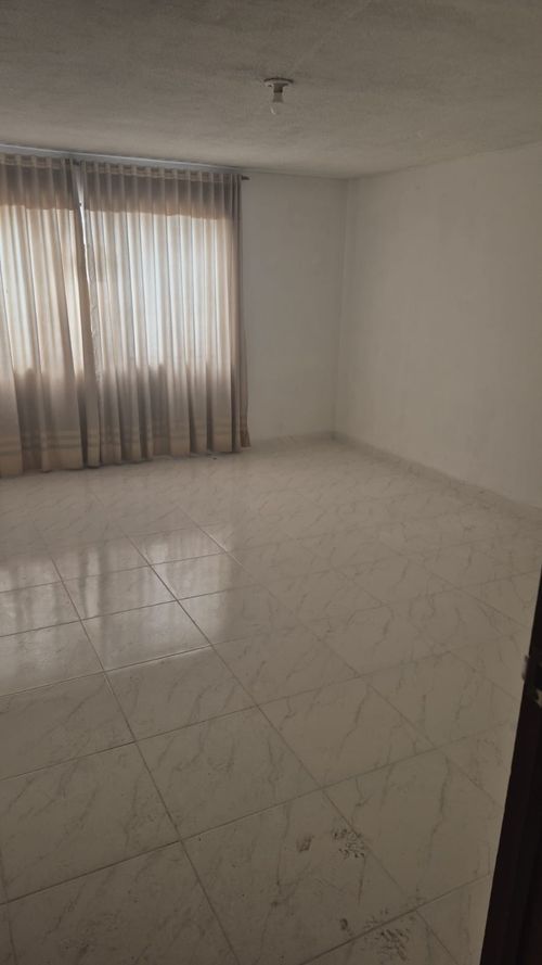 Casa de 9 alcobas en venta en Estrella Del Norte, Bogotá, 570 m² · foto 13 de 24