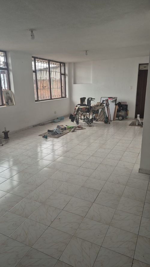 Casa de 9 alcobas en venta en Estrella Del Norte, Bogotá, 570 m² · foto 16 de 24