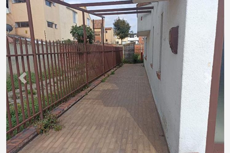 Casa de 6 alcobas en venta en Santa Rita, Chía, 170 m² · foto 2 de 22