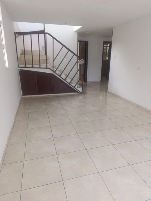 Casa de 6 alcobas en venta en Santa Rita, Chía, 170 m² · foto 5 de 22