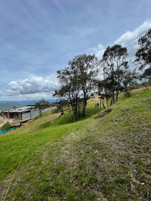 Lote en venta en Las Palmas, Envigado, 1494 m² · foto 9 de 12