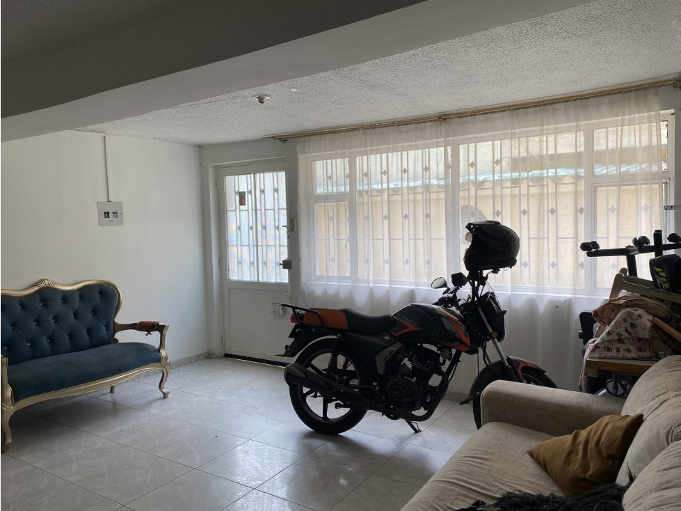 Casa en venta en Ospina Perez Sur, Bogotá · foto 7 de 14