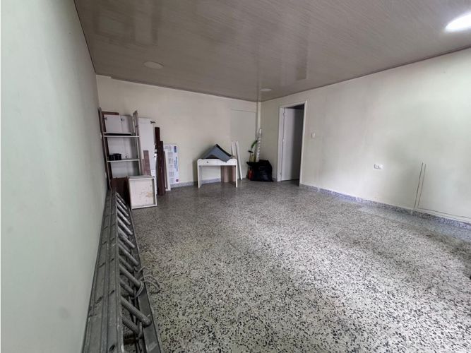 Local en arriendo en La Aurora, Bucaramanga, 36 m² · foto 2 de 8