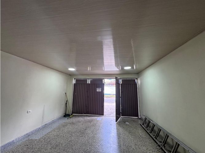 Local en arriendo en La Aurora, Bucaramanga, 36 m² · foto 3 de 8