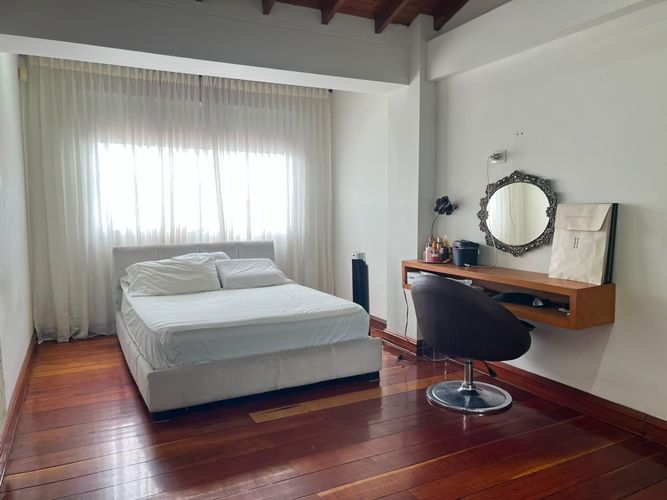 Casa de 5 alcobas en venta en La Pradera, Envigado, 265 m² · foto 8 de 19