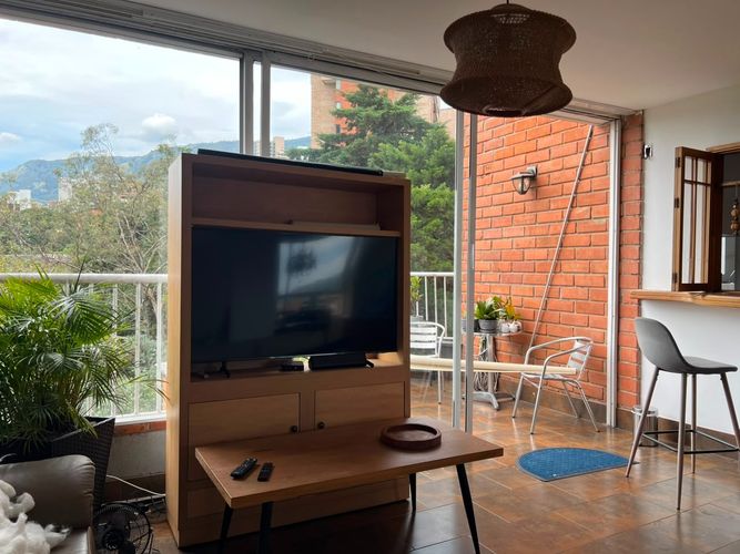 Apartamento de 3 alcobas en venta en El Poblado, Medellín, 182 m² · foto 9 de 19
