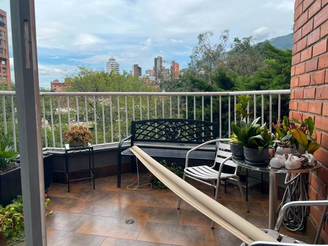 Apartamento de 3 alcobas en venta en El Poblado, Medellín, 182 m² · foto 18 de 19