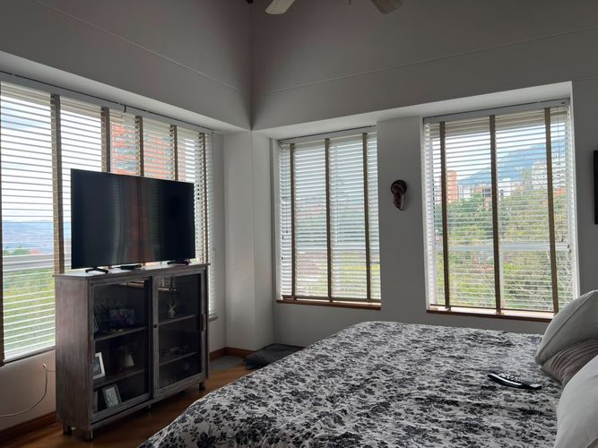 Apartamento de 3 alcobas en venta en El Poblado, Medellín, 182 m² · foto 12 de 19