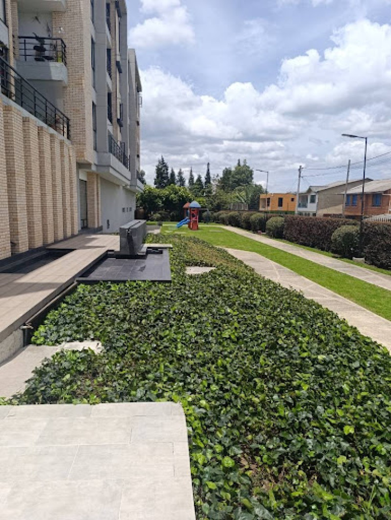 Apartamento en venta en Cerca De Piedra, Chía · foto 2 de 23