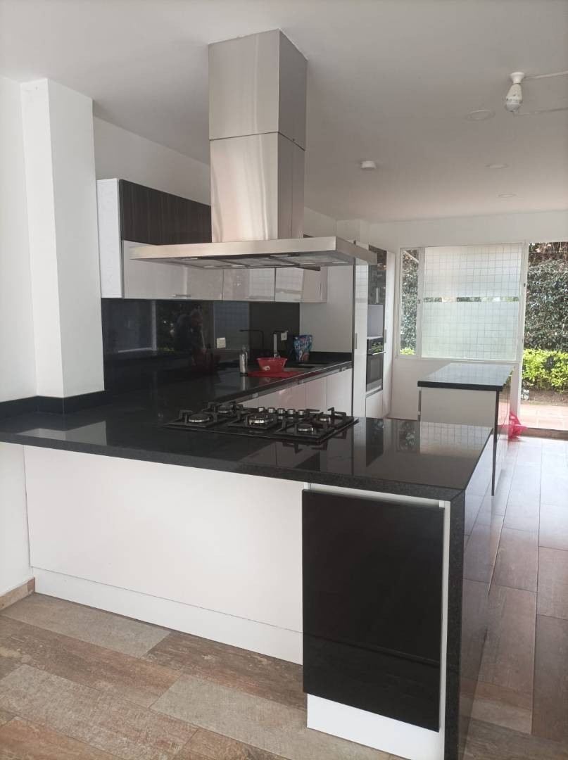 Casa en venta en Chuntame, Cajicá · foto 2 de 24