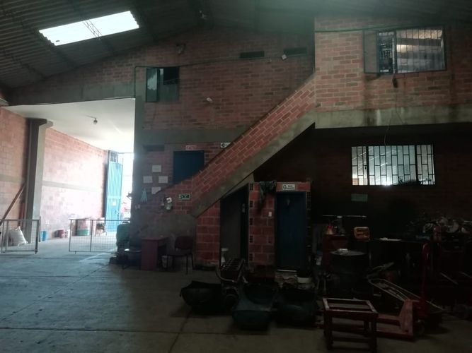 Bodega en venta en Chimita Zona Industrial, Girón, 705 m² · foto 5 de 7