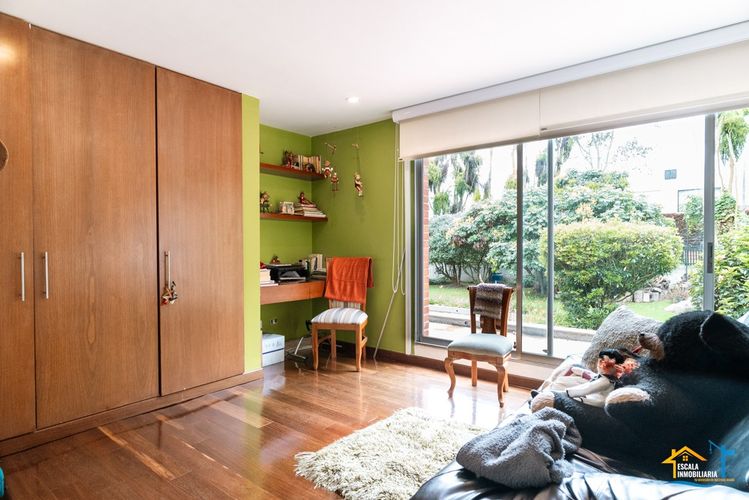 Casa de 4 alcobas en arriendo en Pueblo Viejo, Cota, 250 m² · foto 3 de 24