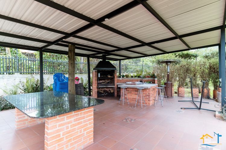 Casa de 4 alcobas en arriendo en Pueblo Viejo, Cota, 250 m² · foto 18 de 24