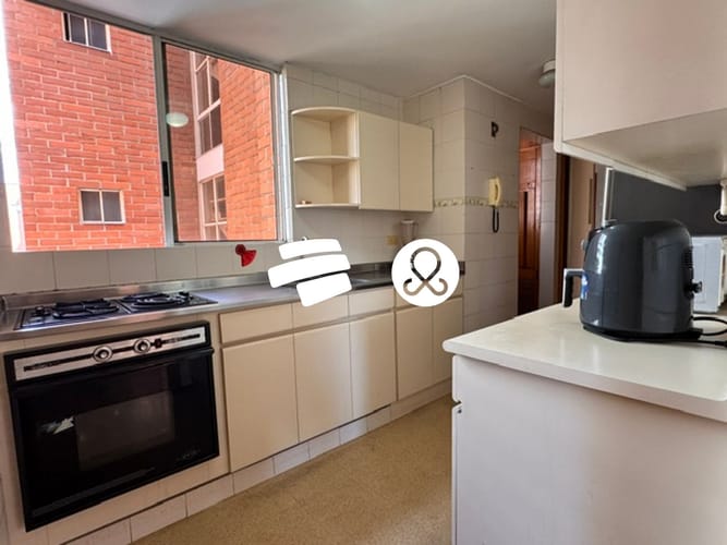 Apartamento de 3 alcobas en venta en El Poblado, Medellín, 105 m² · foto 20 de 24