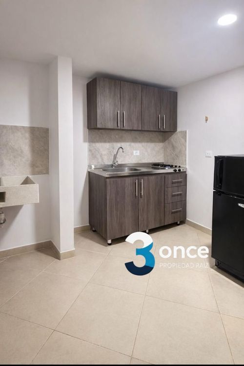 Apartaestudio en venta en Boston, Medellín, 17 m² · foto 2 de 4