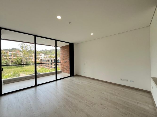 Apartamento de 1 alcoba en venta en El Retiro, 73 m² · foto 2 de 20