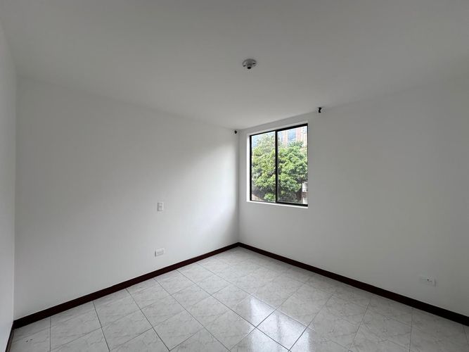 Apartamento de 2 alcobas en venta en El Poblado, Medellín, 69 m² · foto 10 de 17