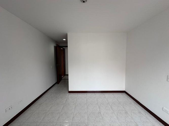 Apartamento de 2 alcobas en venta en El Poblado, Medellín, 69 m² · foto 13 de 17