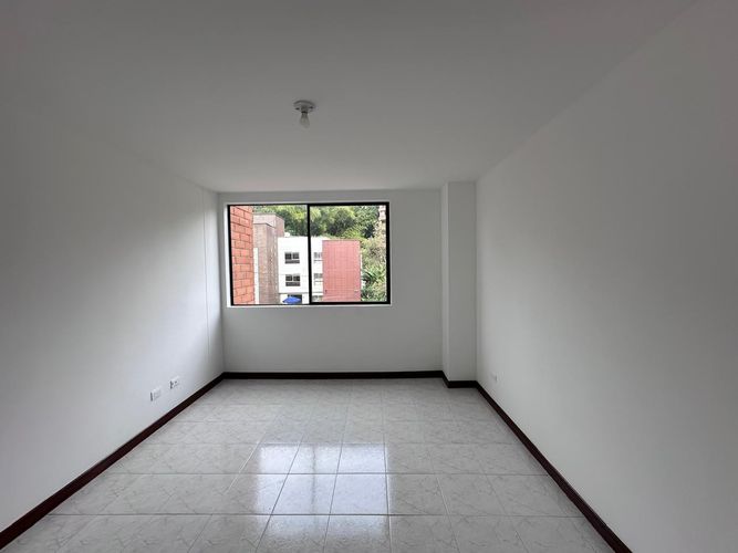 Apartamento de 2 alcobas en venta en El Poblado, Medellín, 69 m² · foto 15 de 17